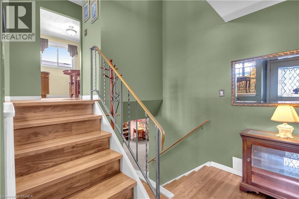 Semi-Detached/Link at 16 NAUTICAL Road, Brantford
