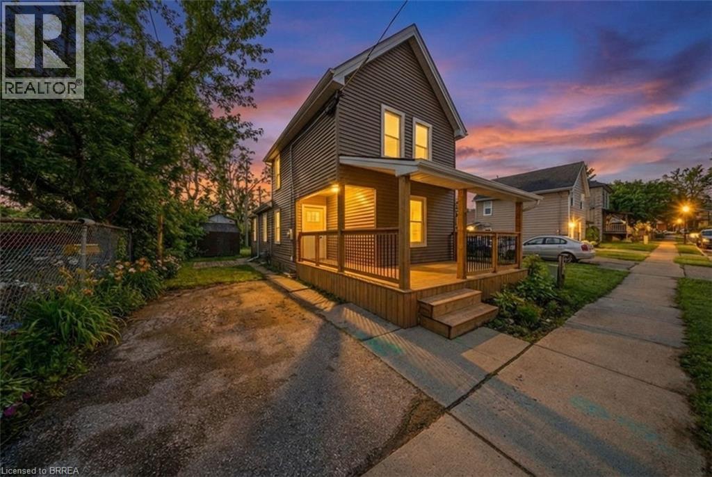 Detached at 17 ABLE Avenue, Brantford