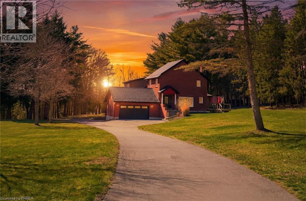 Detached at 25 HAMMOND Road, Brantford