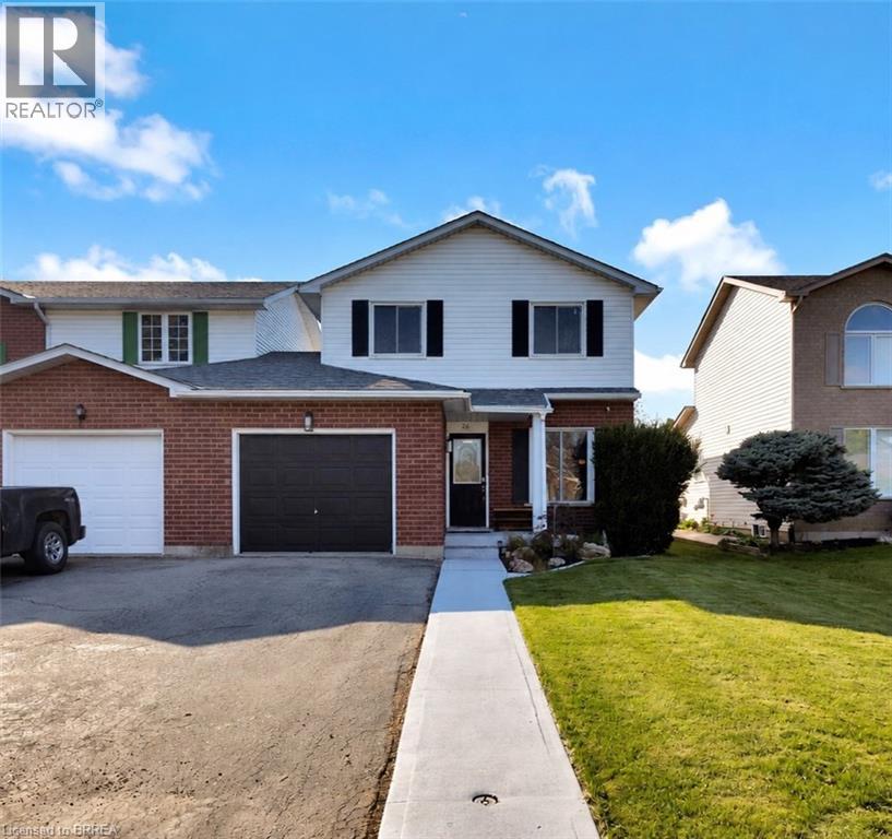 Semi-Detached/Link at 26 SCOTTACRES Boulevard, Caledonia