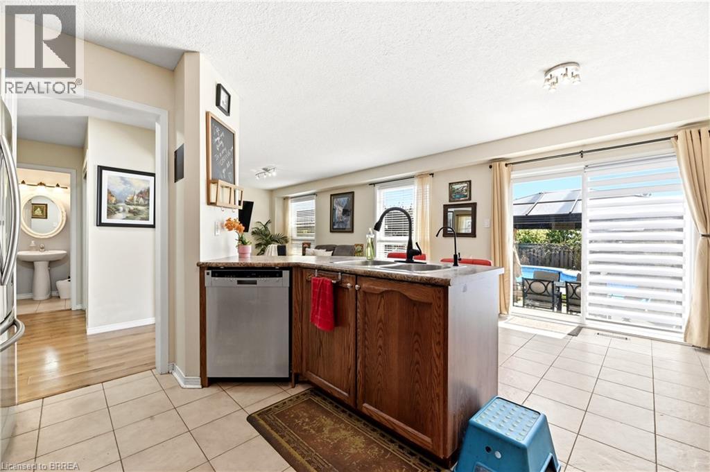 Detached at 6 JONES Lane, Brantford
