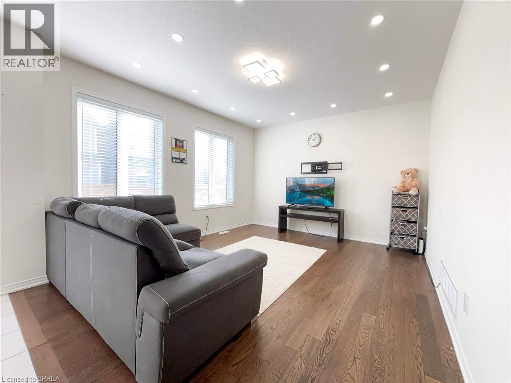 Detached at 159 LONGBOAT Run W, Brantford