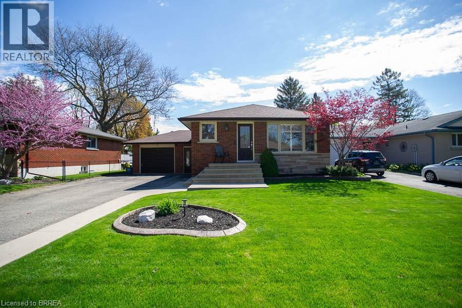 Detached at 59 WILTSHIRE Drive, Brantford