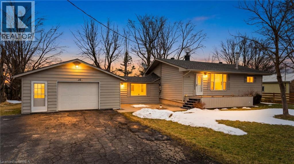 Detached at 20 VILLELLA Road, Lowbanks