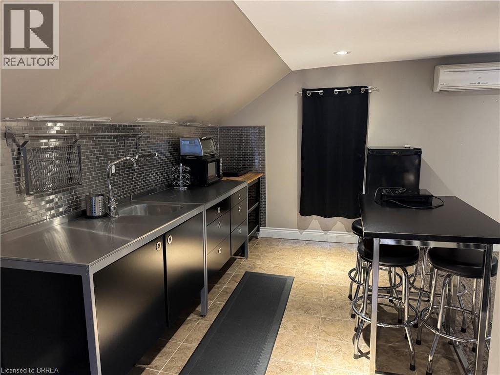 Detached at 188 BRANT Avenue, Brantford