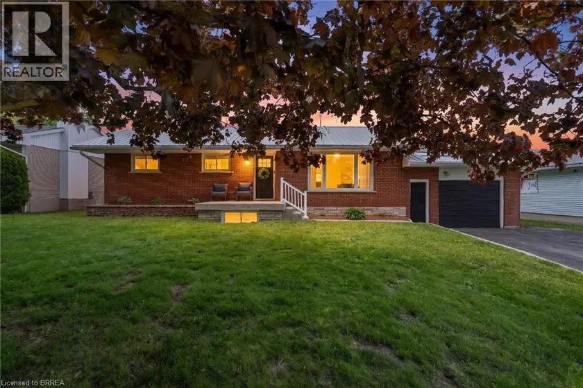 Detached at 212 HAMILTON Drive, Stayner