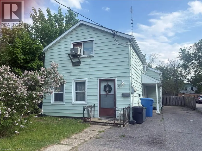 Multiplex at 13 SHERIDAN Street, Brantford