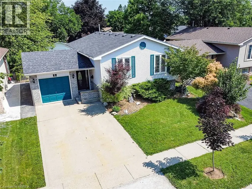 Detached at 10 LATZER Crescent, Brantford