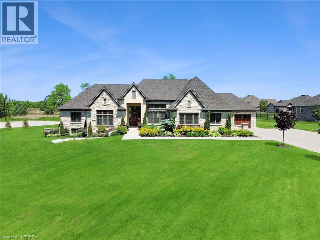 Detached at 18 HARPER Boulevard, Brantford