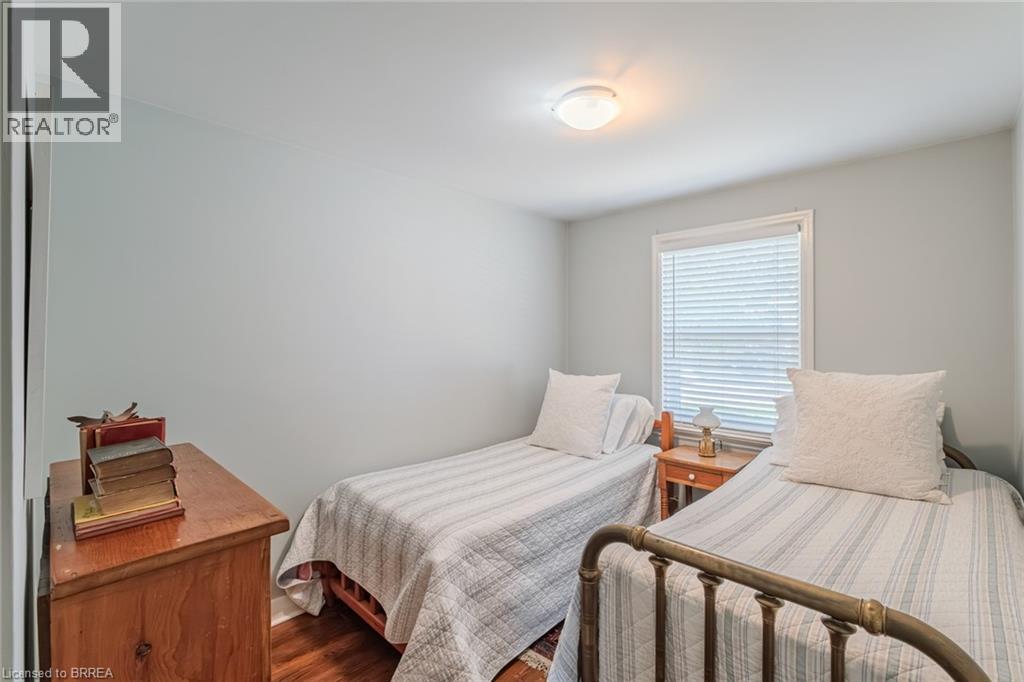 Detached at 24 FRANKLIN Street, Brantford