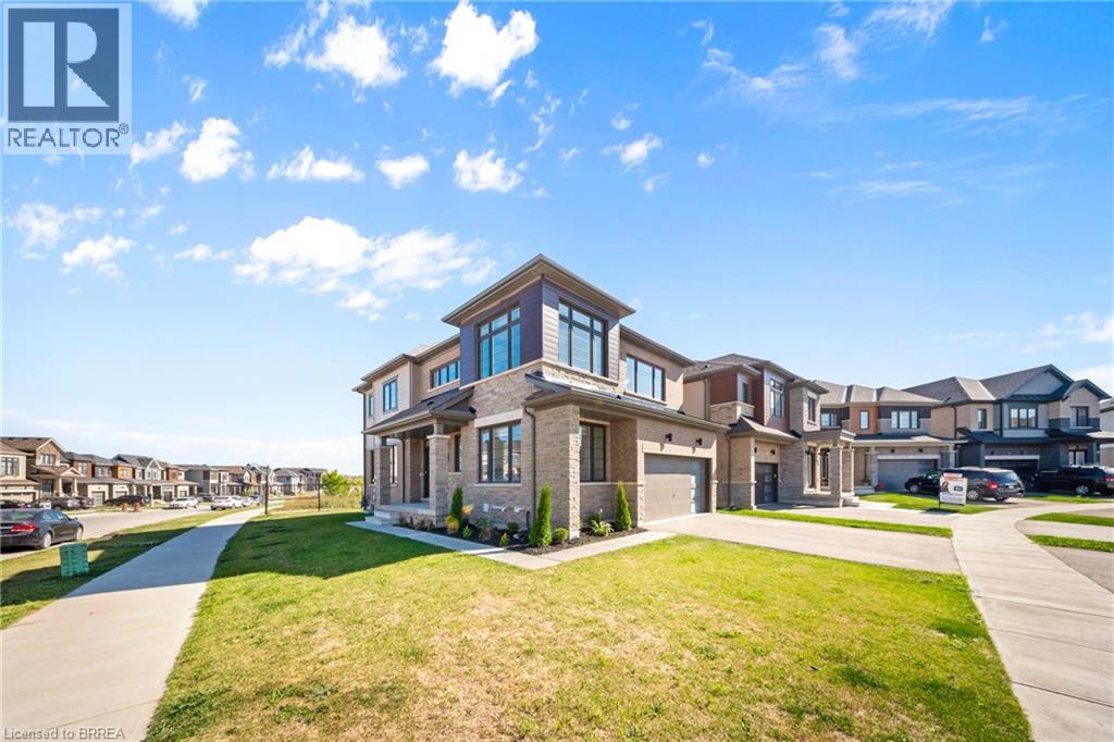Detached at 1 BEE Crescent, Brantford