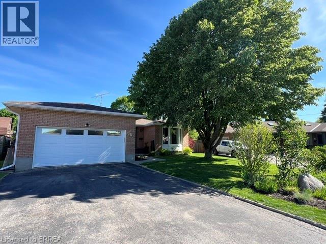 Detached at 5 BALTIC Circle, Waterford