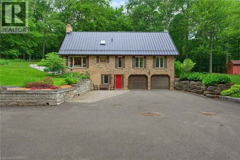 Detached at 233 MCLEAN SCHOOL Road, St. George