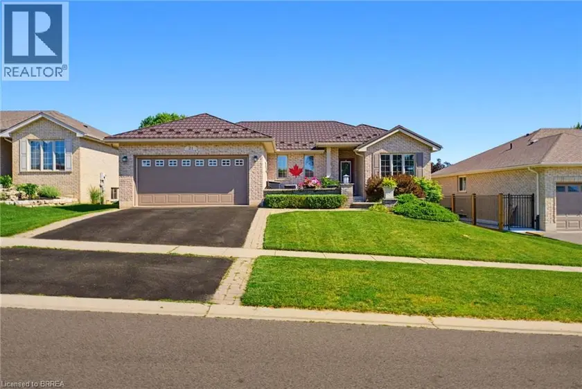 Detached at 21 MANSFIELD Drive, St. George