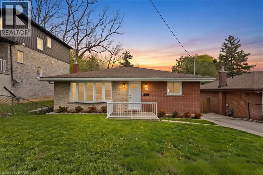 Detached at 87 ST PAUL Avenue, Brantford