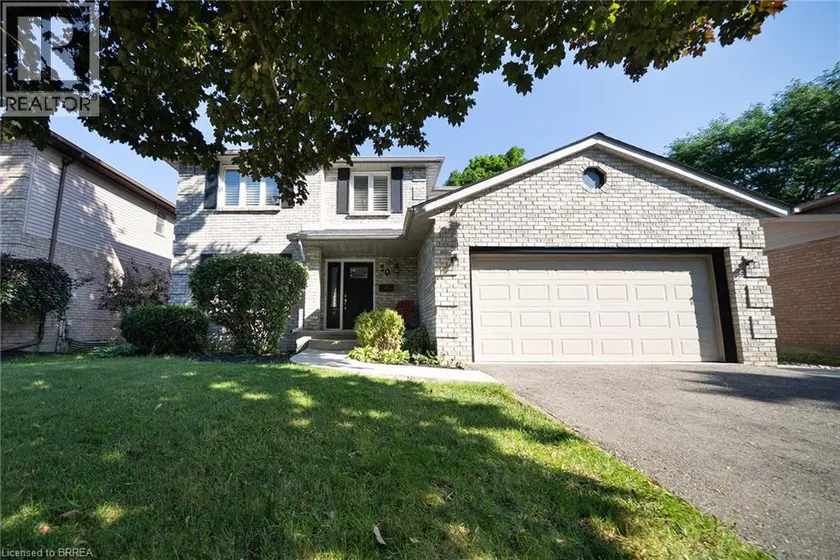 Detached at 20 HOGARTH Road, Brantford