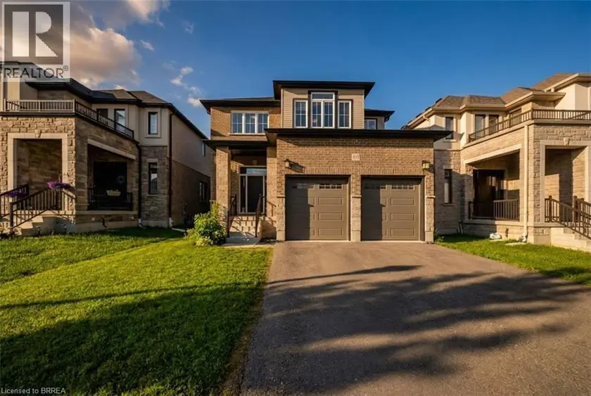 Detached at 185 SAVANNAH RIDGE Drive, Paris