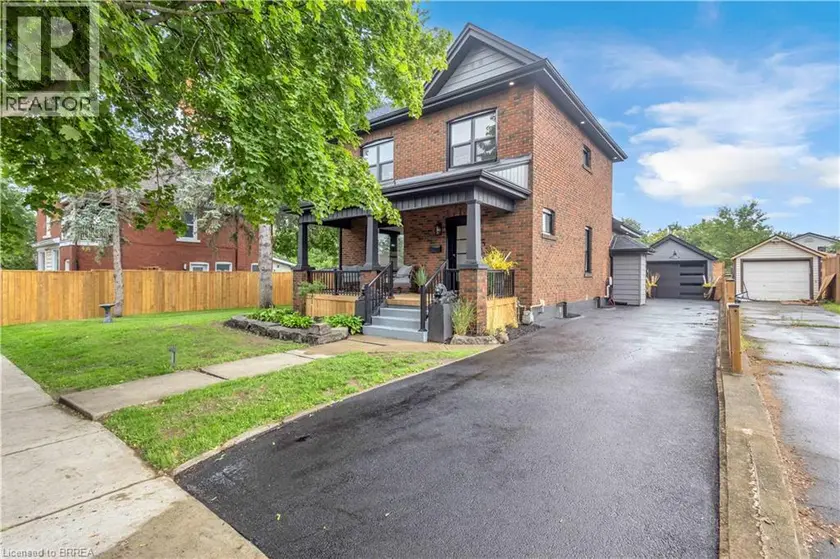 Detached at 45 BRIGHTON Avenue, Brantford