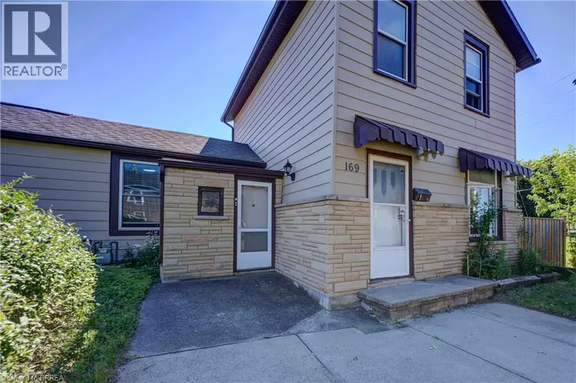 Detached at 169 GEORGE Street, Brantford