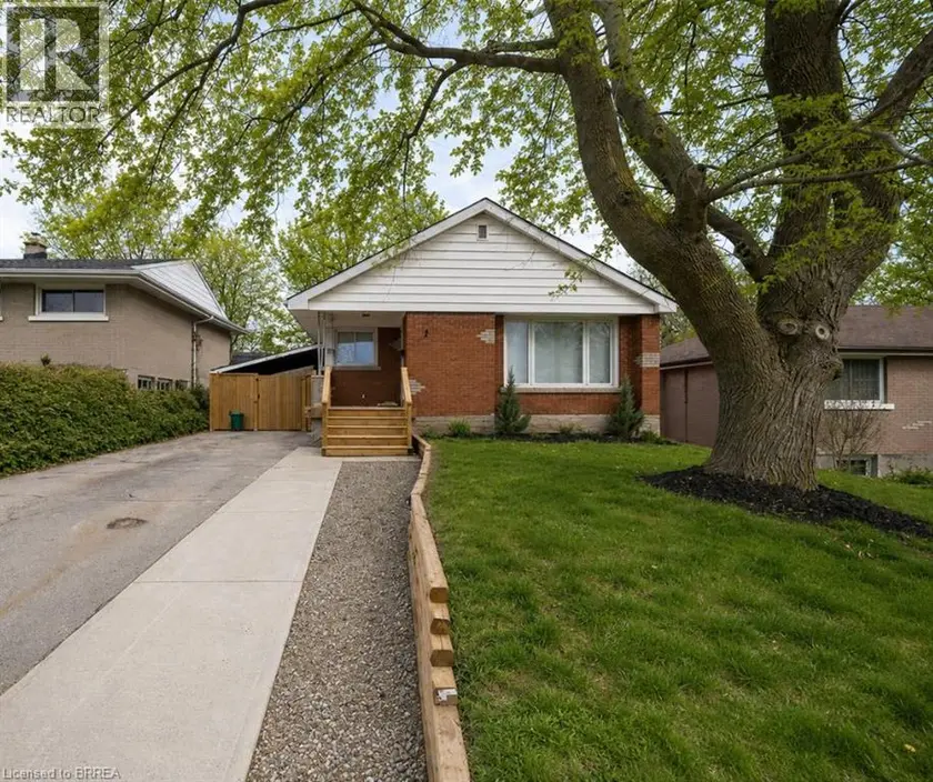 Detached at 76 GLENVIEW Avenue Unit# UPPER, Cambridge