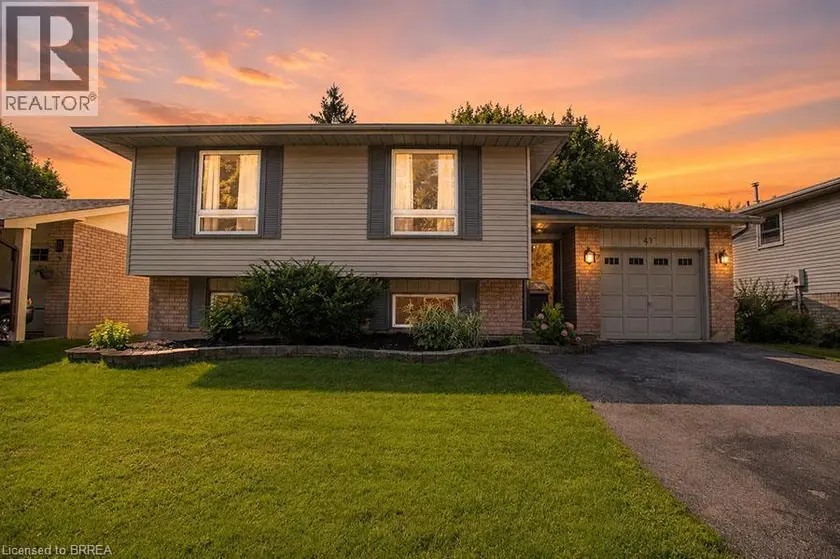 Detached at 27 MYRTLEVILLE Drive, Brantford
