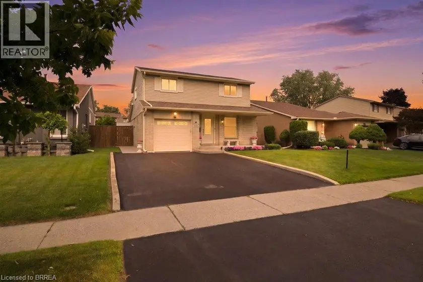 Detached at 119 BRANTWOOD PARK Road, Brantford