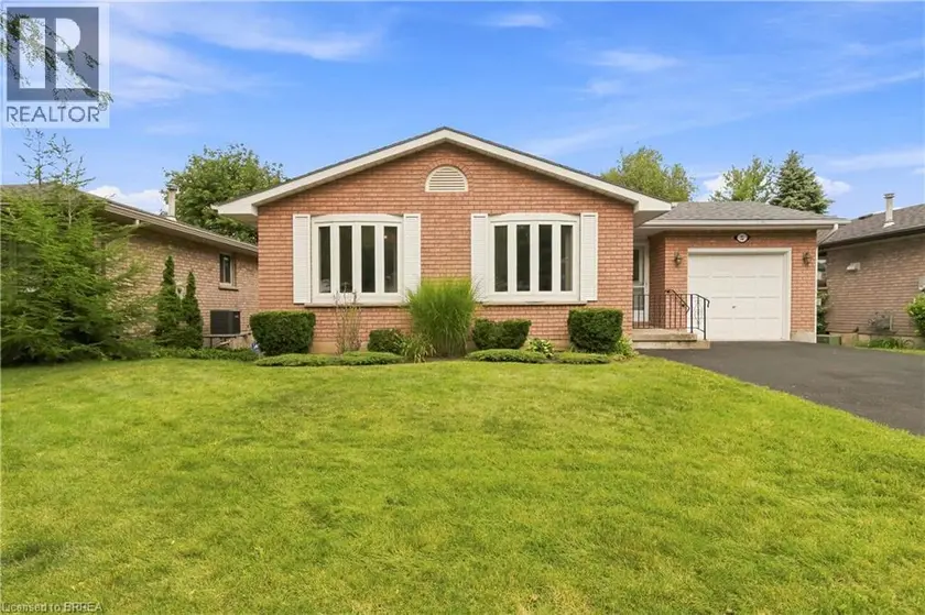 Detached at 22 ALLENSGATE Drive, Brantford