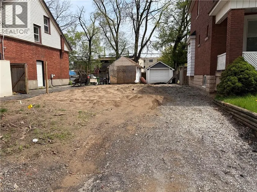 Vacant Land at 18 TUXEDO Avenue N, Hamilton