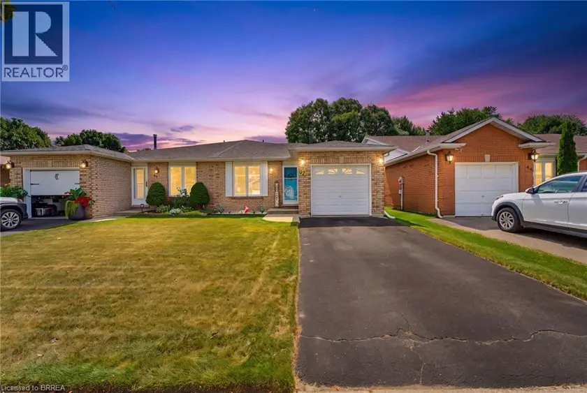 Semi-Detached/Link at 42 BUCHANAN Crescent