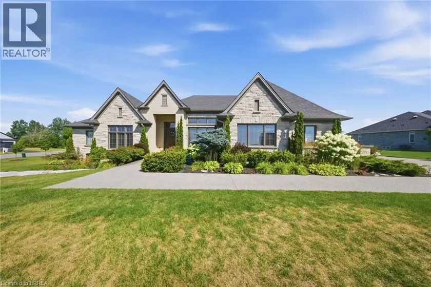 Detached at 18 HARPER Boulevard, Brantford