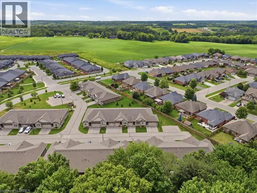 Townhouse at 194 DONLY Drive S Unit# 14, Simcoe