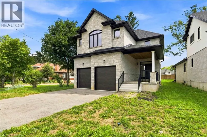 Detached at 232 MOUNT PLEASANT Street, Brantford
