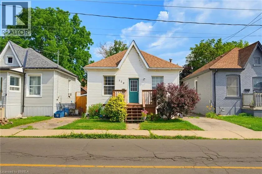 Detached at 128 MARY Street, Brantford
