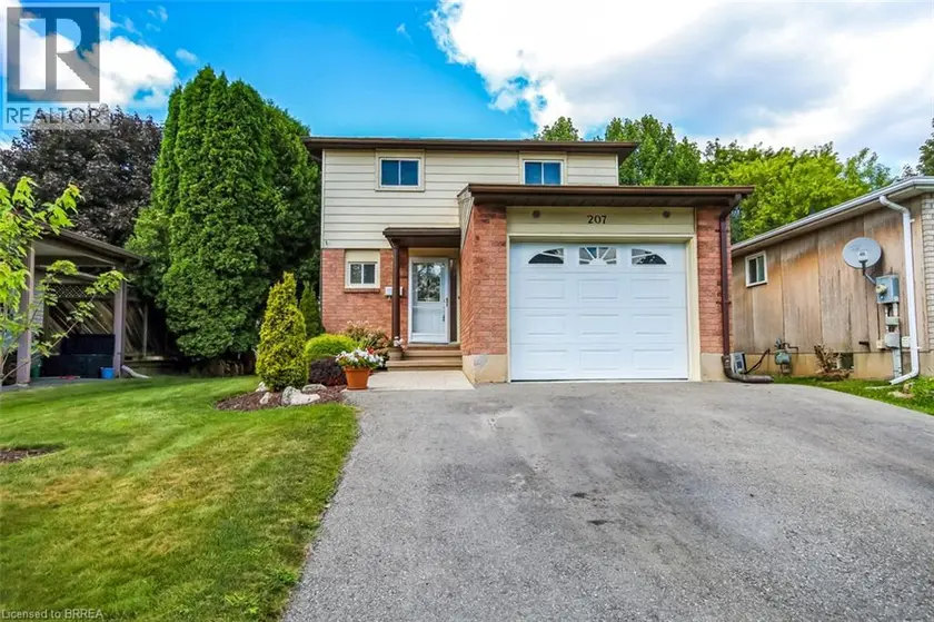 Detached at 207 DUNSDON Street, Brantford