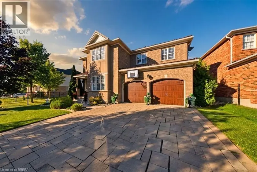 Detached at 75 HUNTER Way, Brantford
