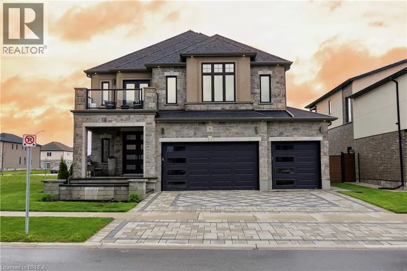 Detached at 76 GRANDVILLE Circle, Paris