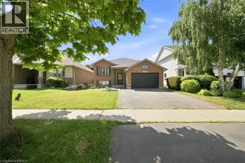 Detached at 22 OSBORN Avenue, Brantford
