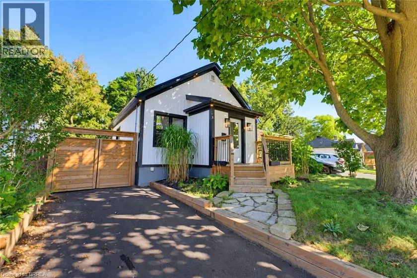 Detached at 410 NELSON Street, Brantford