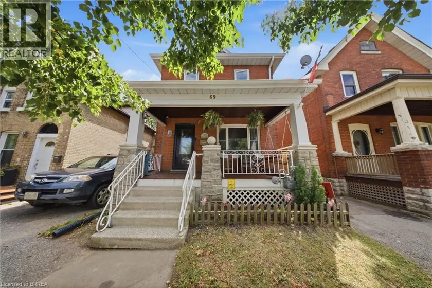 Detached at 69 ARTHUR Street, Brantford