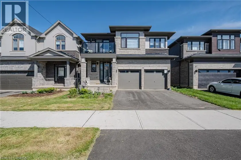 Detached at 228 LONGBOAT Run W, Brantford