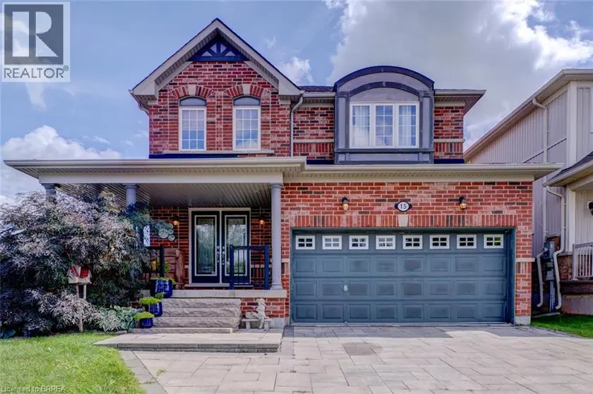 Detached at 15 DAVIDSON Court, Brantford