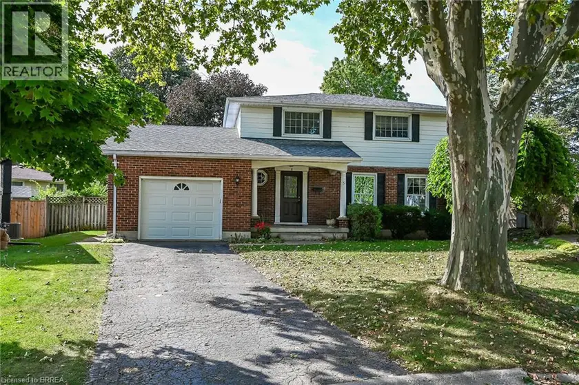 Detached at 5 RATHBUN Place, Brantford
