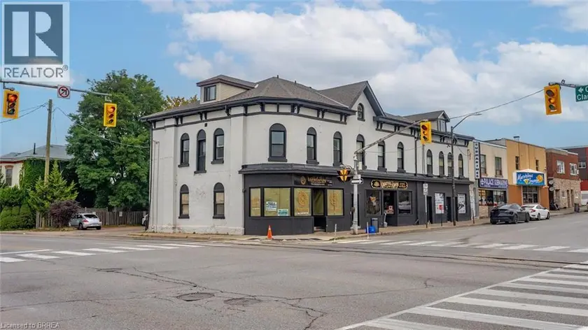 Apartment at 302 COLBORNE Street Unit# 2, Brantford