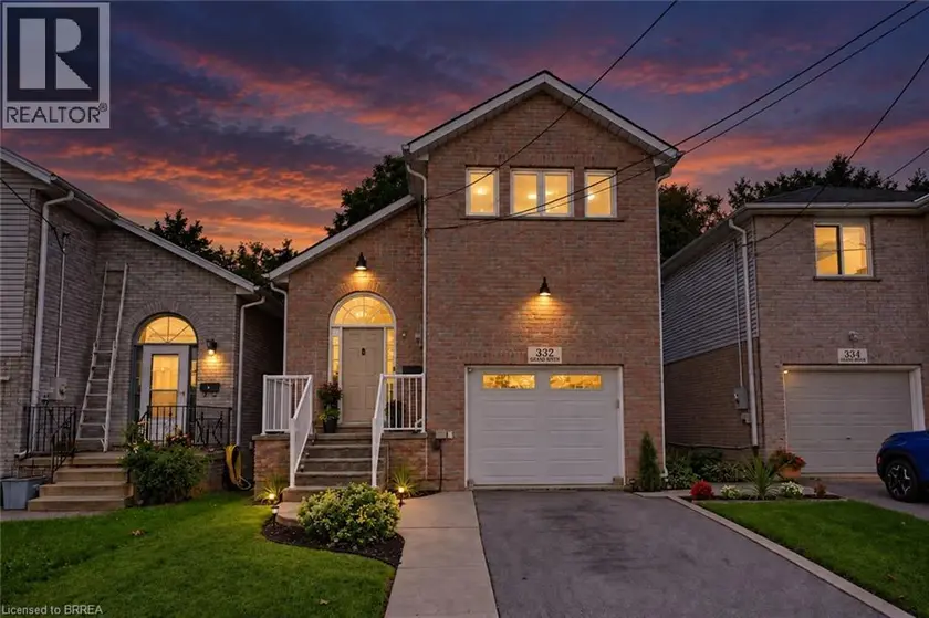 Detached at 332 GRAND RIVER Avenue, Brantford