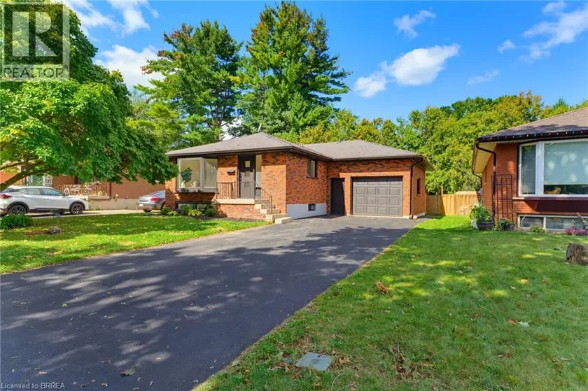 Detached at 115 EVELYN Street, Brantford