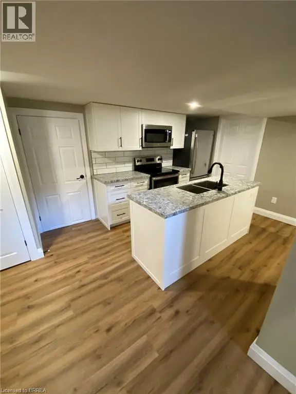Detached at 25 HICKERY Place Unit# BASEMENT, Brantford