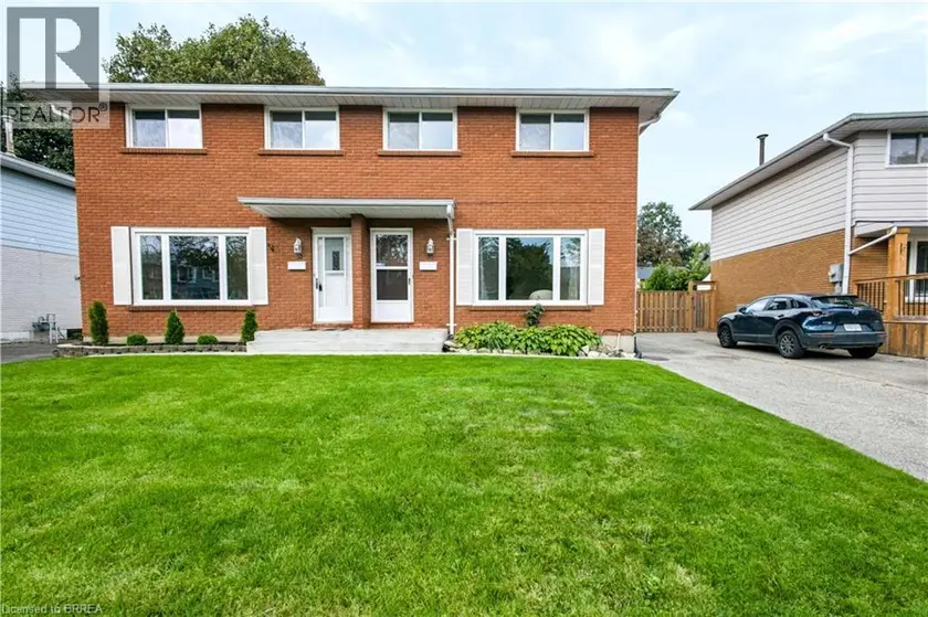 Semi-Detached/Link at 35 COACHWOOD Road, Brantford