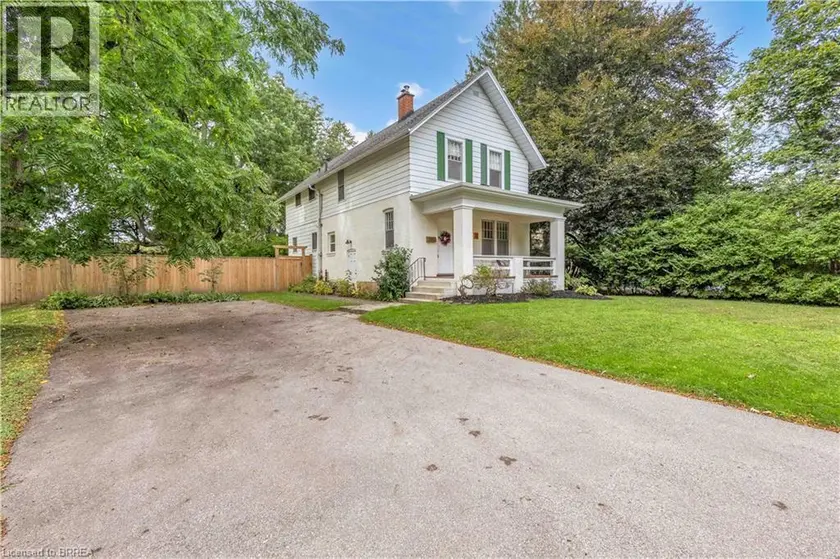 Detached at 11 TUTELA HEIGHTS Road
