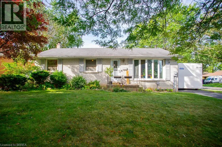 Detached at 2 MORNING DEW Drive, Brantford