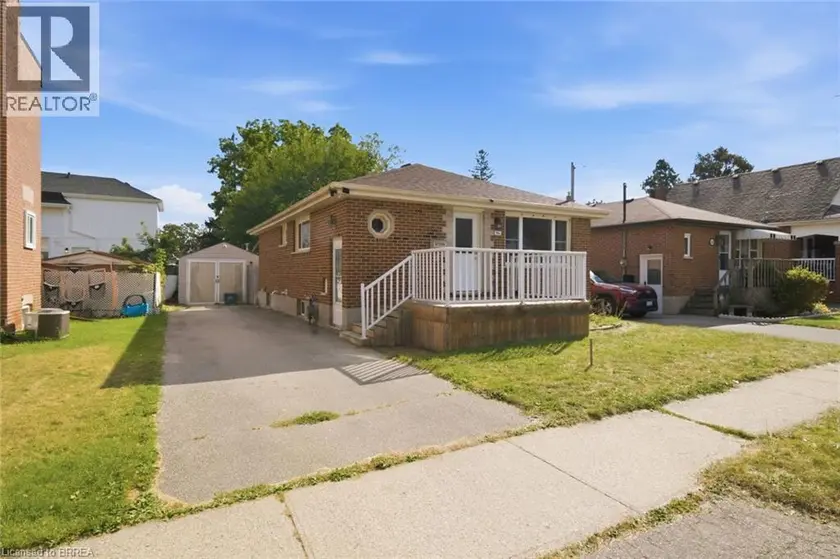 Detached at 146 SUPERIOR Street, Brantford